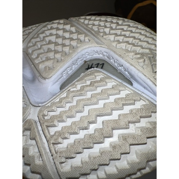 Nike ID 3 Kyrie Azurie Elizabeth Women Red Gold White Basketball Shoes Size 9.5 - Picture 14 of 16